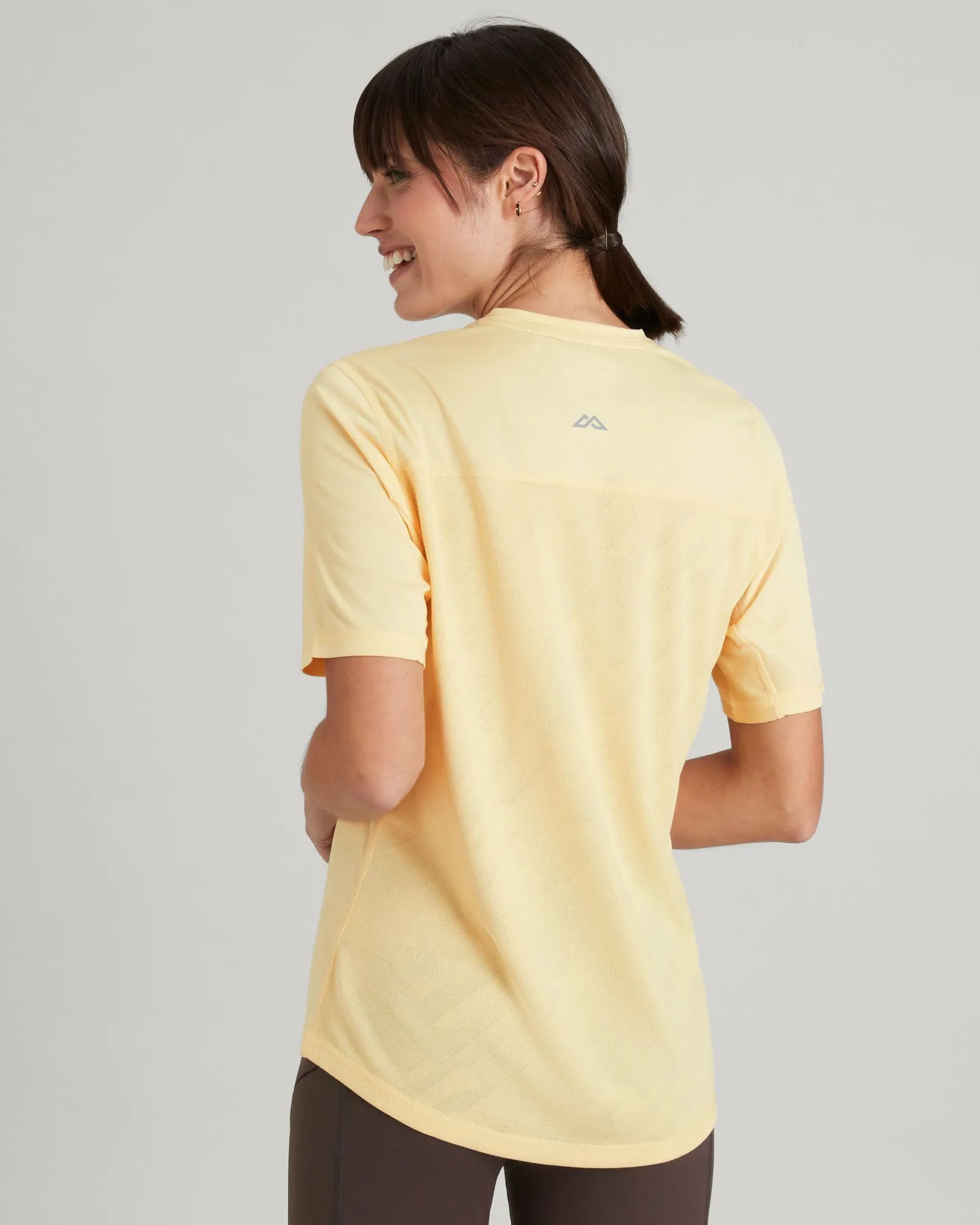 Accion Women's driMOTION Short Sleeve T-shirt - Sunlit