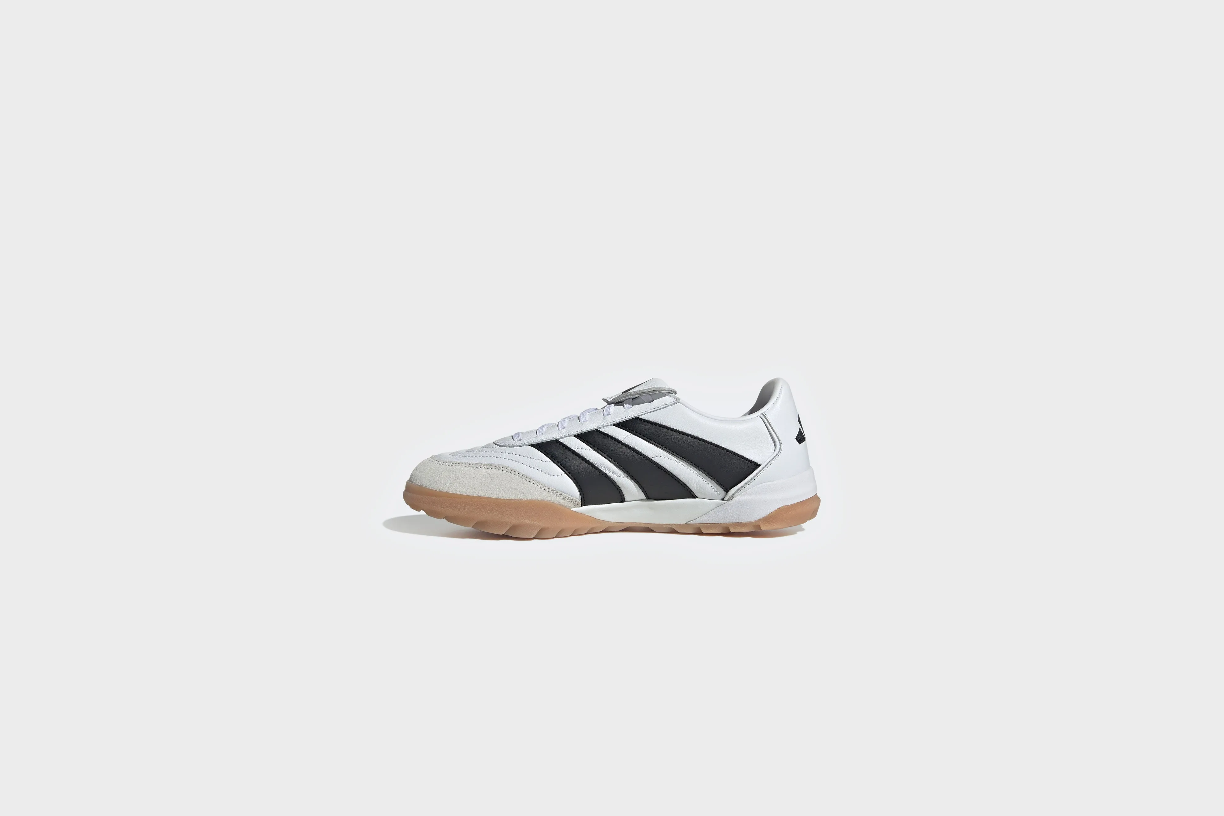 Adidas Predator Turf Trainer (Cloud White/Core Black/Gold Metallic)