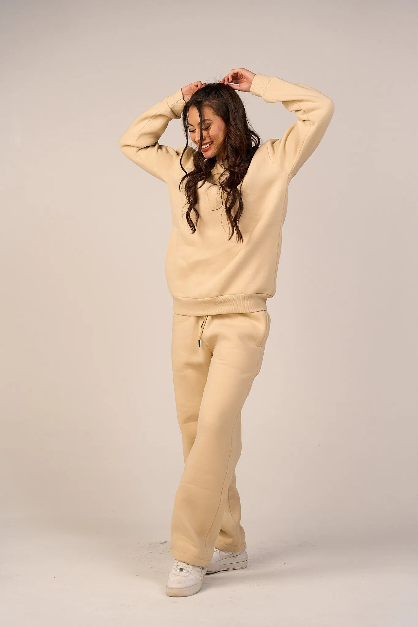 Crew Neck Pullover & Sweatpants - Set - Beige