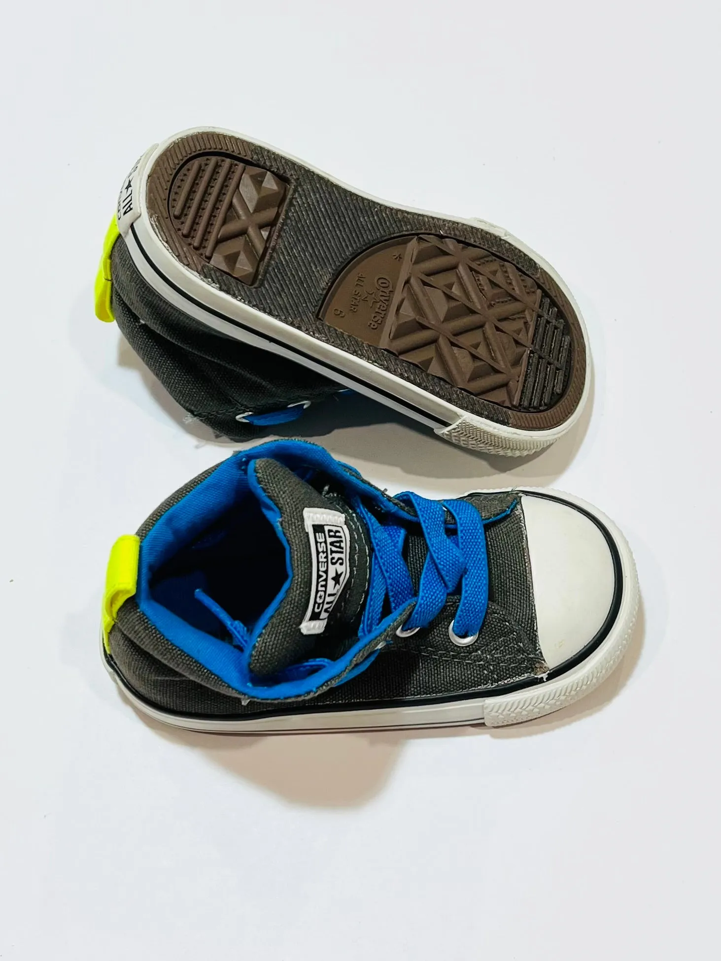 Grey high top Chucks - Size US6