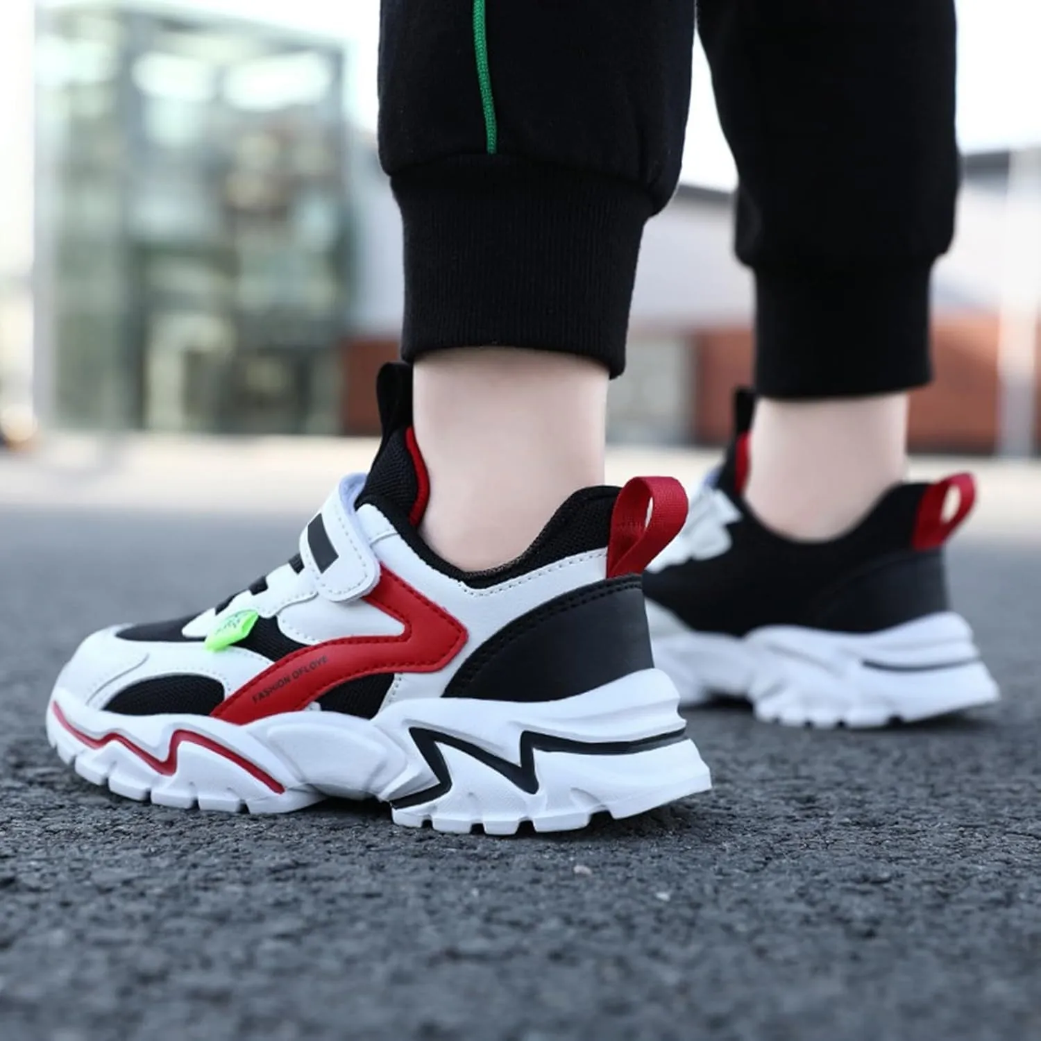 Kids Comfortable Basketball Shoes Toddler Boys Girls Air Cushion Sneakers Mid Top Training Sneakers Non-Slip Sports Shoes
