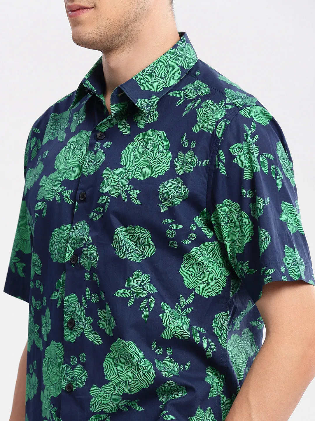 Men Navy Blue Standard Slim Fit Floral Printed Cotton Casual Shirt