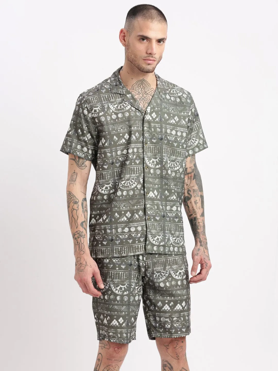 Men Printed Geometric Cuban Collar Green Co Ords Set