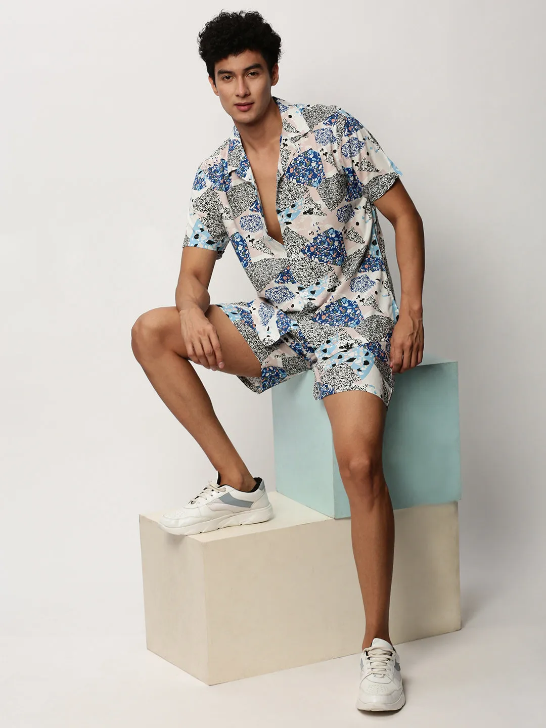 Men White Abstract Printed Co ords Set with Shorts