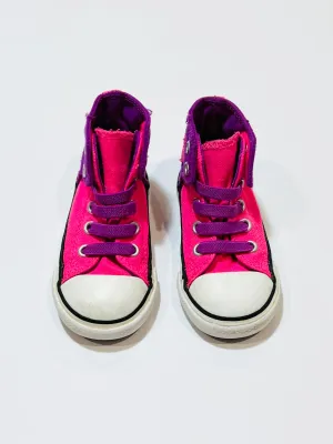 Pink high top Chucks - Size US6